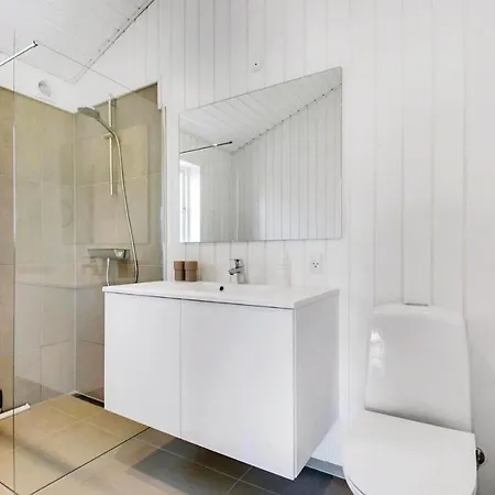 Four-bedroom In Hébergement de vacances